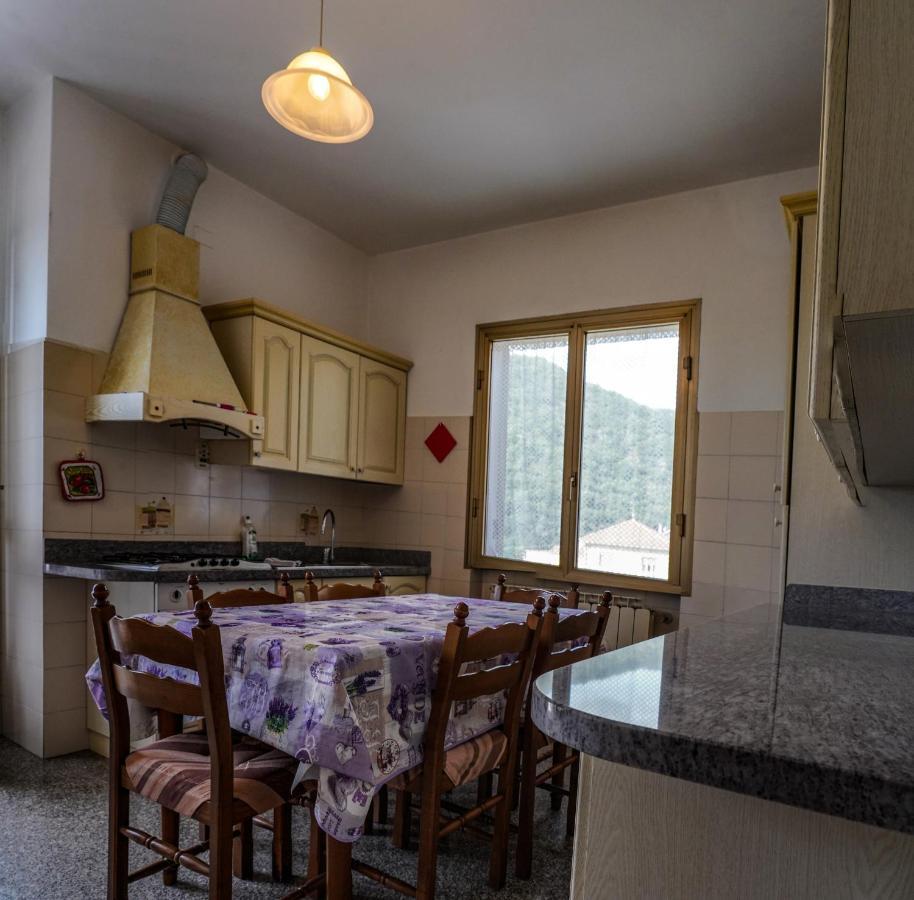 Agriturismo La Rocca San Bartolomeo Al Mare Luaran gambar